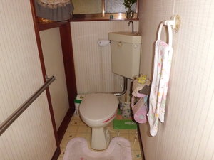 郡山市 トイレリフォームビフォー写真